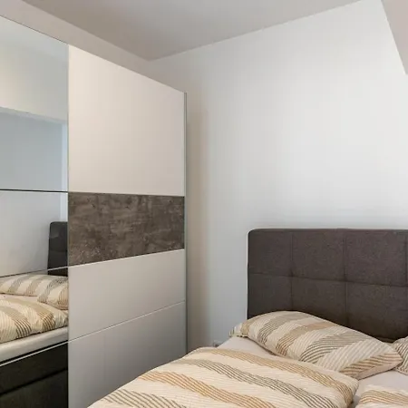 Altstadt With Privade Terrasa Apartment Dusseldorf
