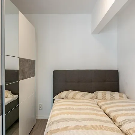 Altstadt With Privade Terrasa Apartment Düsseldorf